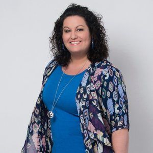 Meet your Posher, Cami